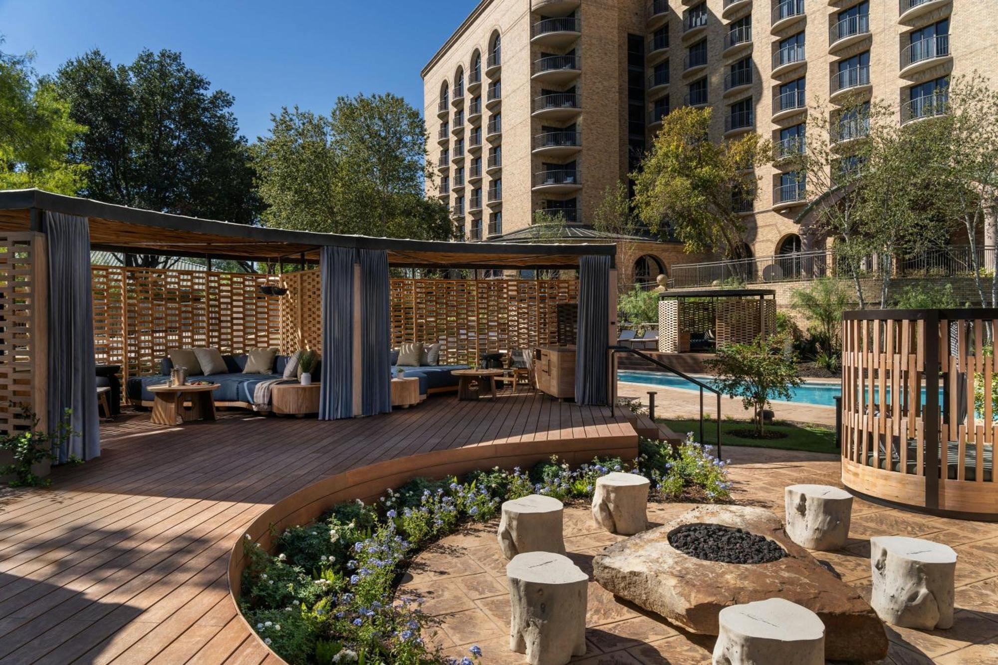 The Ritz-Carlton Dallas, Las Colinas Irving Exterior photo